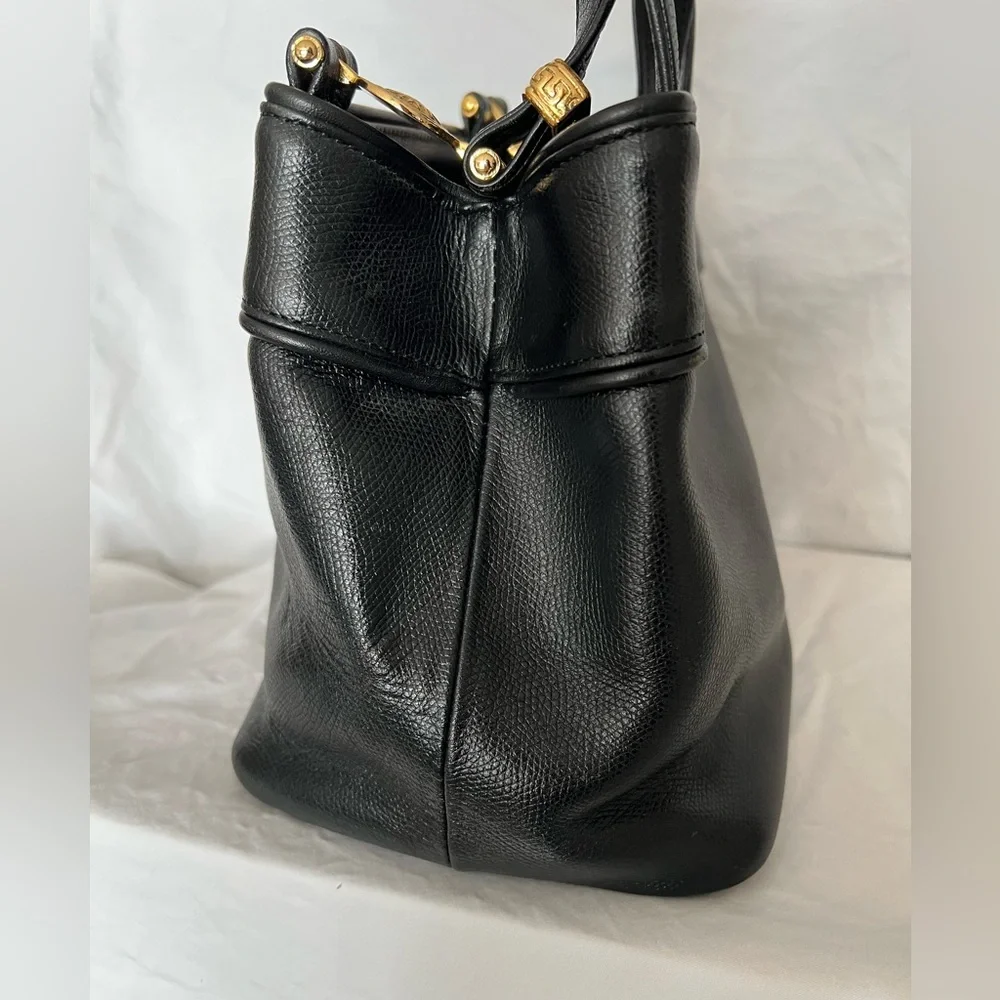 Authentic Vintage Gianni Versace blk leather bag with gold hardware - Picture 4 of 11